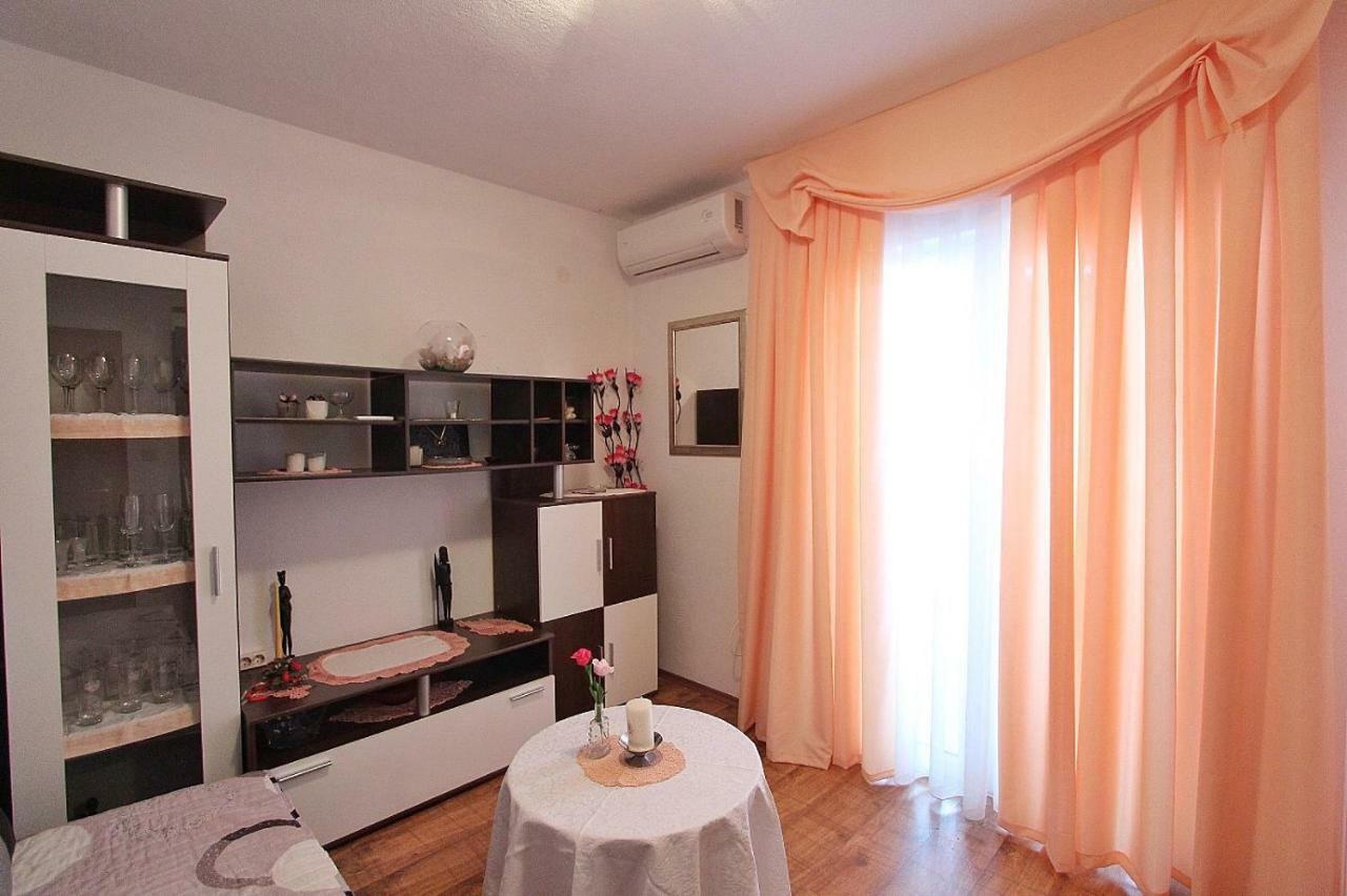 Apartments Filip Podstrana Extérieur photo
